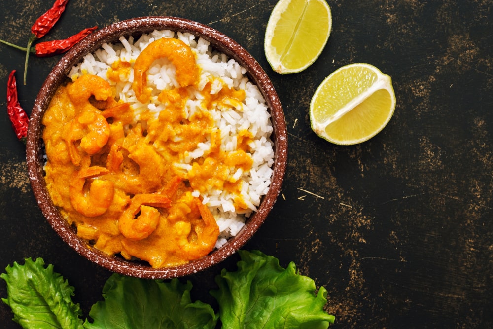 thai shrimp curry with vegetables