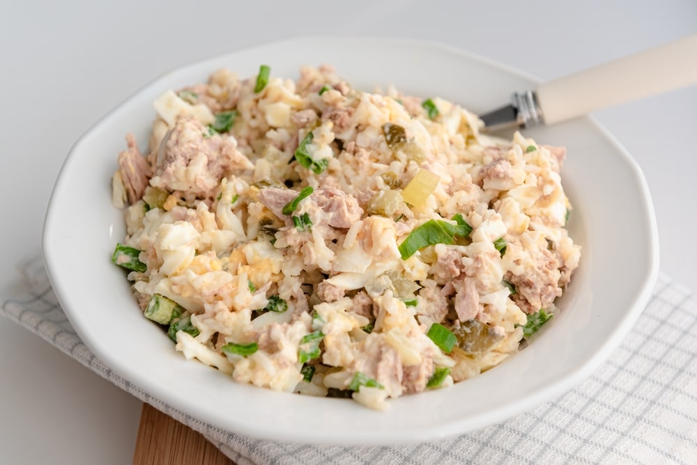 Easy Tuna Salad with Egg